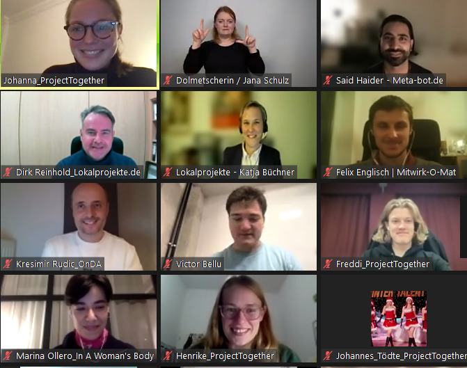 UpdateDeutschland_Kachel Menschen bei einem Zoo Meeting