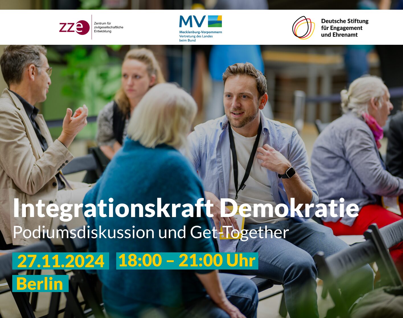241021_DSEE_Integrationskraft Demokratie_1415x1115 Grafik mit Menschen und Text: Integrationskraft Demokratie. Podiumsdiskussion und Get-Together. 27.11.2024, 18:00 - 21:00 Uhr, Berlin.