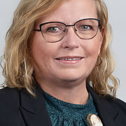 Portraits Beauftragte der Bayerischen Staatsregierung für das Ehrenamt MDL Gabi Schmidt