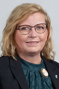 Portraits Beauftragte der Bayerischen Staatsregierung für das Ehrenamt MDL Gabi Schmidt