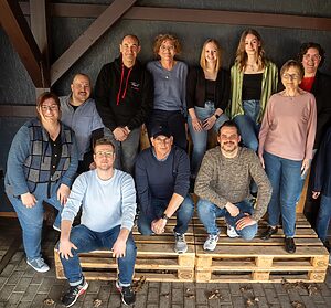 Gruppe von Menschen des Dorfentwicklung Hoof e.V.